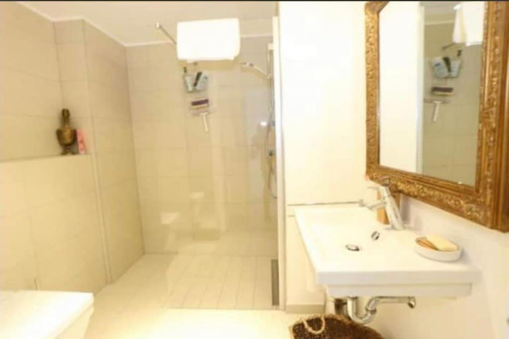 Retro Chic 100M2 Flat, In Center With Terrace And Parking- 92 Luxemburgo Exterior foto
